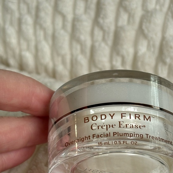 Crepe Erase Overnight Facial Plumping Treatment 50 ml/1.7 fl oz - Picture 3 of 3